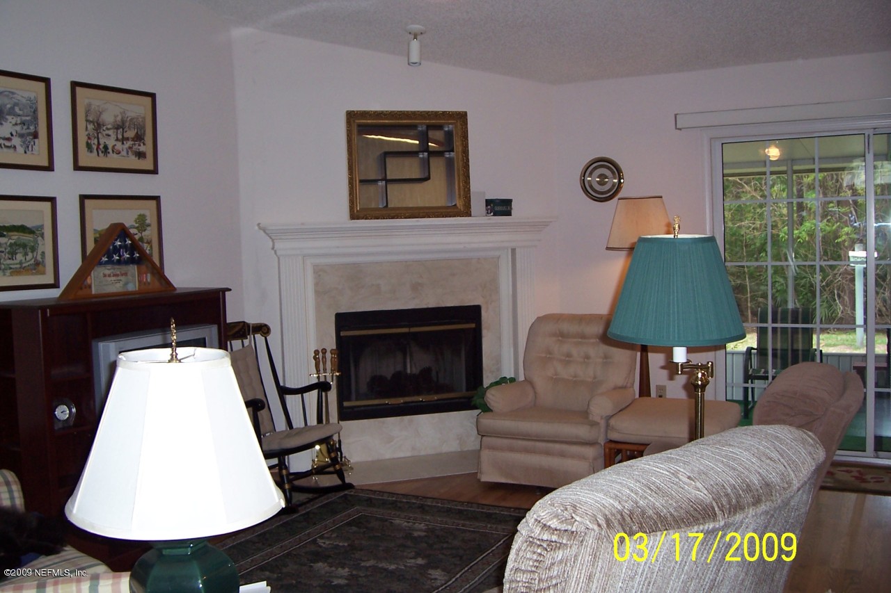 1524 Marsh Rabbit Way Orange Park, FL 32003 - Photo 4 of 11 Family Room
