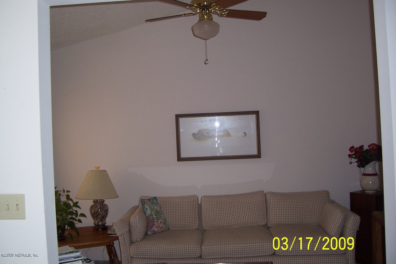 1524 Marsh Rabbit Way Orange Park, FL 32003 - Photo 5 of 11 Living Room