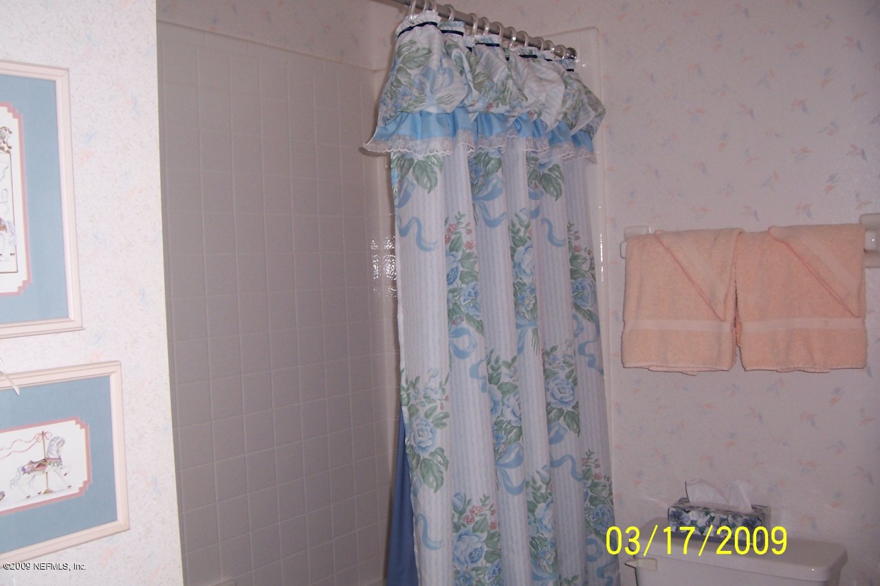 1524 Marsh Rabbit Way Orange Park, FL 32003 - Photo 9 of 11 Hall Bath