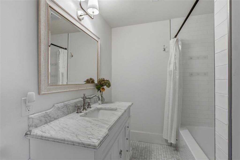 4545 Wieuca Road Northeast, Unit 20 Atlanta, GA 30342 - Photo 27 of 36