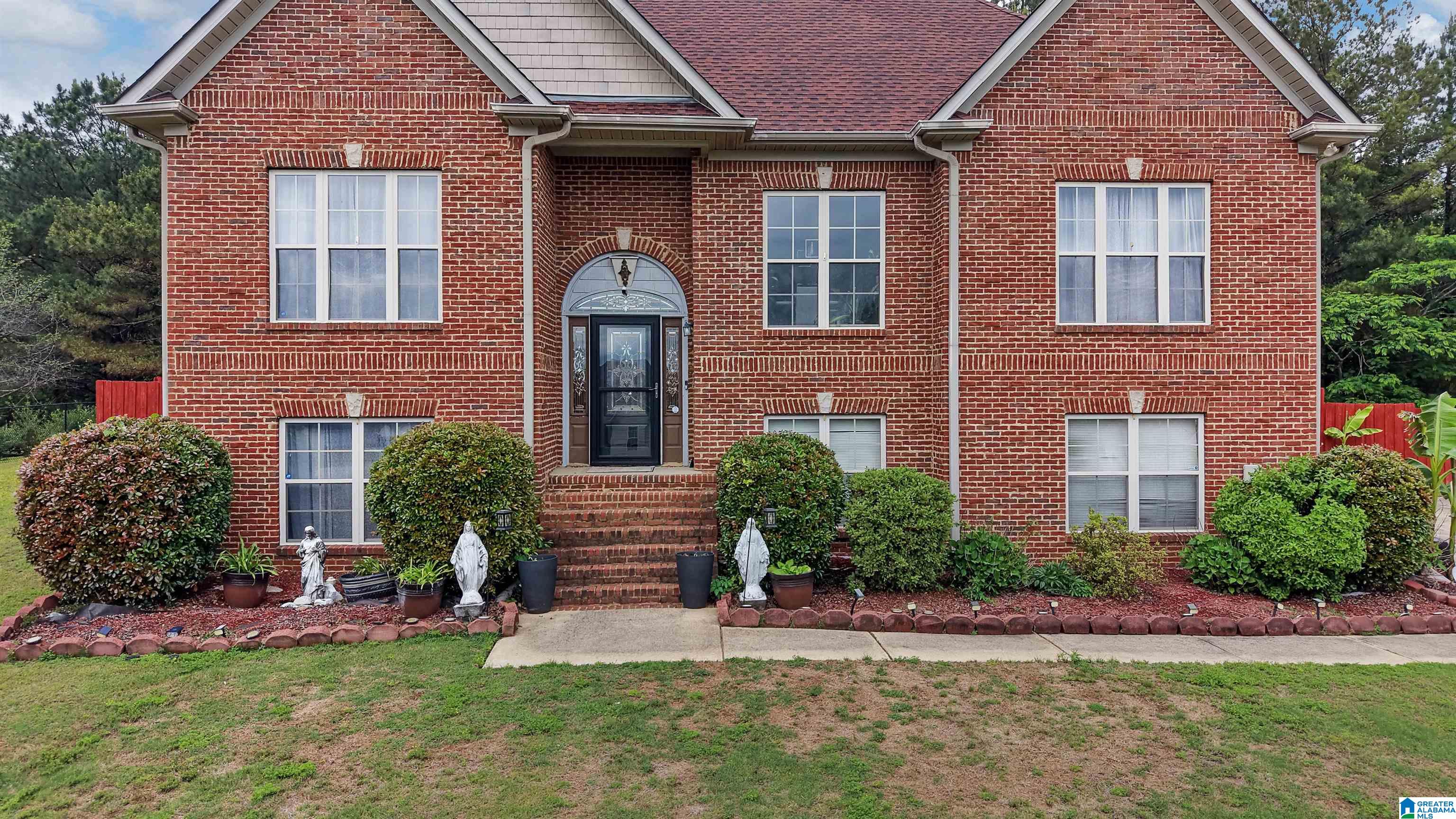 715 Ridgefield Way Odenville, AL 35120 - Photo 6 of 39 Gallery Image 6