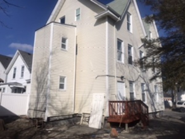 166 Fayette Street Lynn, MA 01902 - Photo 9 of 21