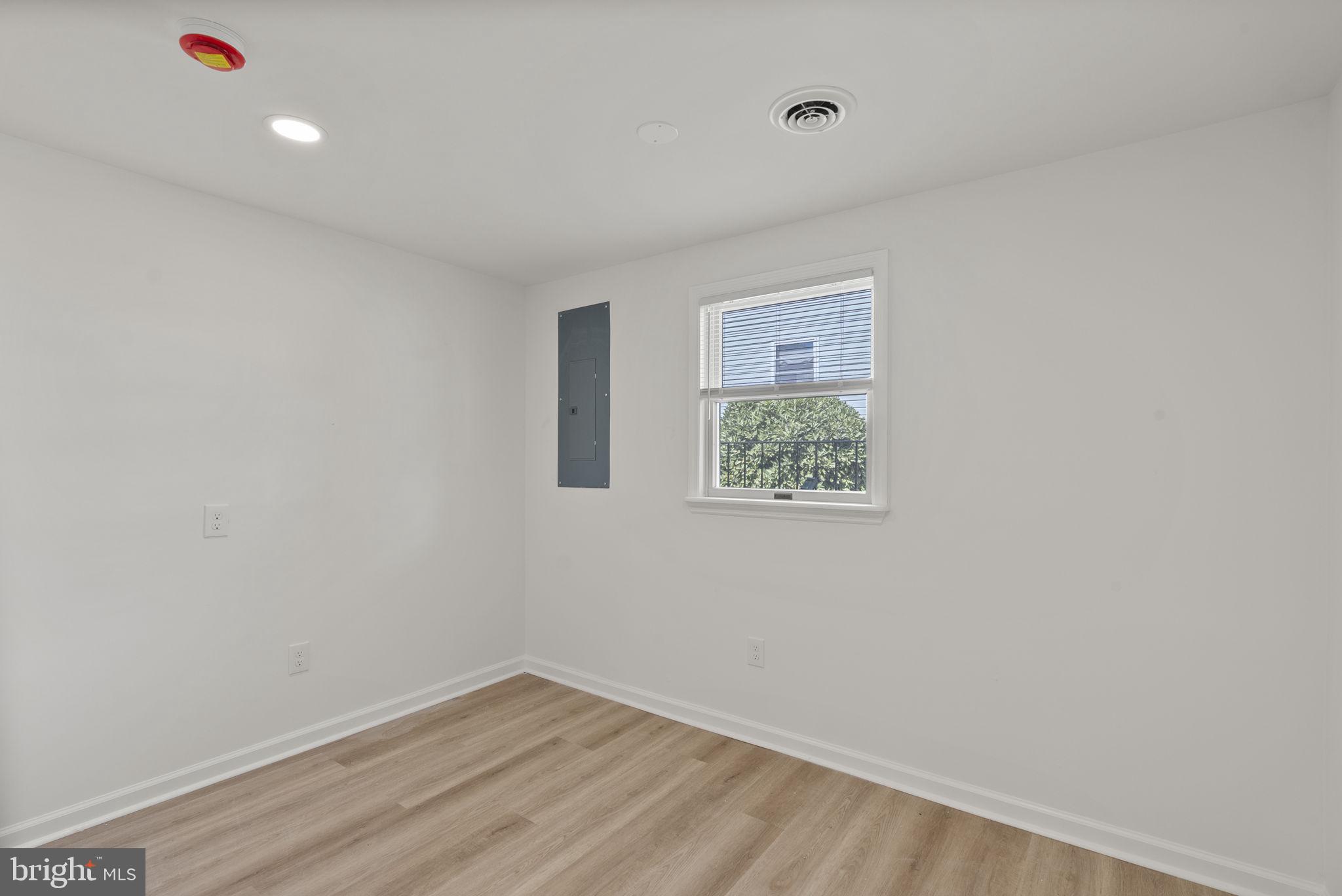 2806 Bay Drive Sparrows Point, MD 21219 - Photo 18 of 44