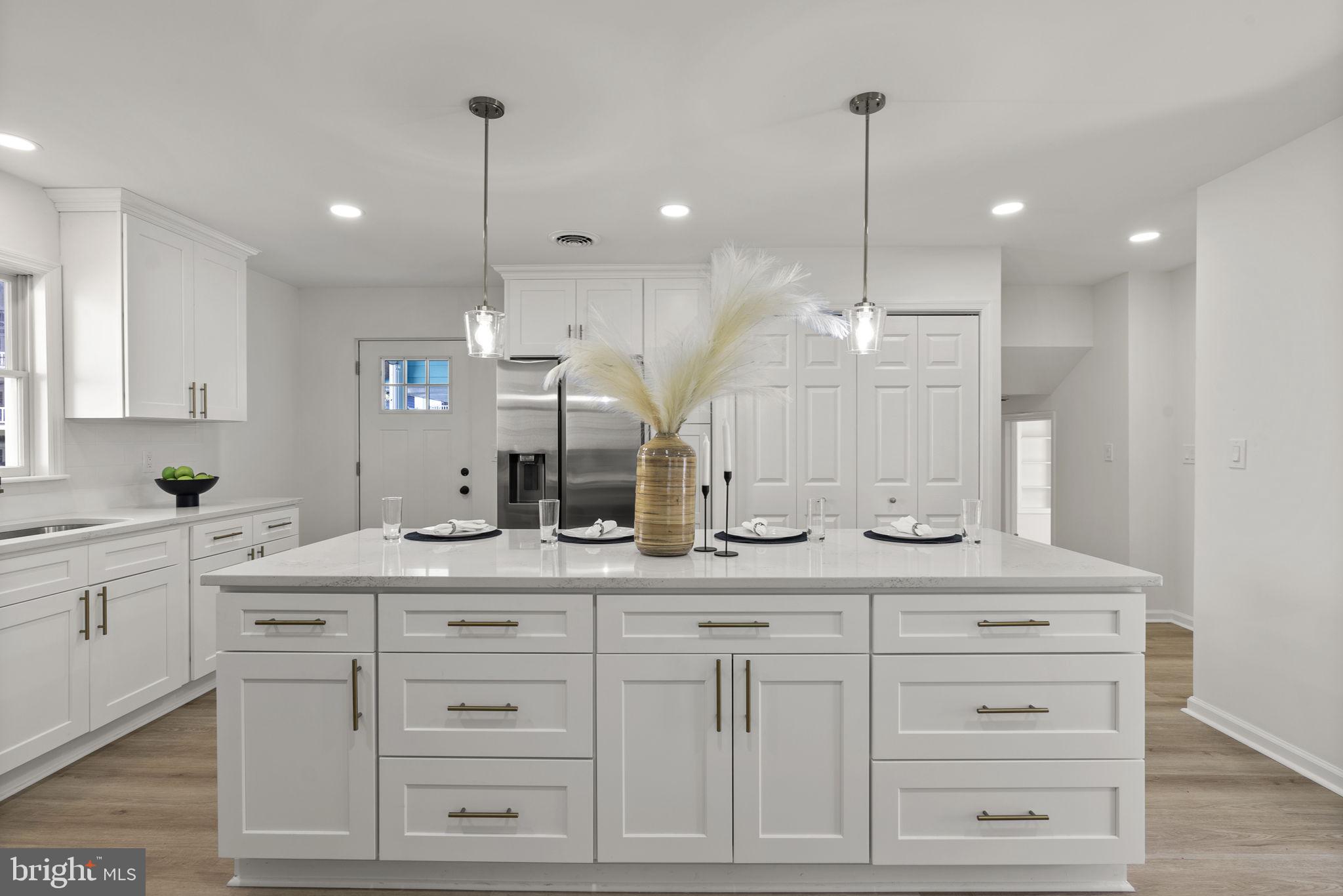 2806 Bay Drive Sparrows Point, MD 21219 - Photo 5 of 44