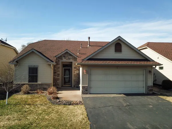 $325,000 | 23570 Bittersweet Street Northwest, St. Francis, MN 55070