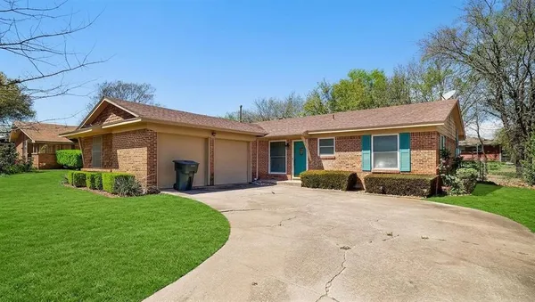 $185,000 | 1038 Patricia Drive, Sherman, TX 75090
