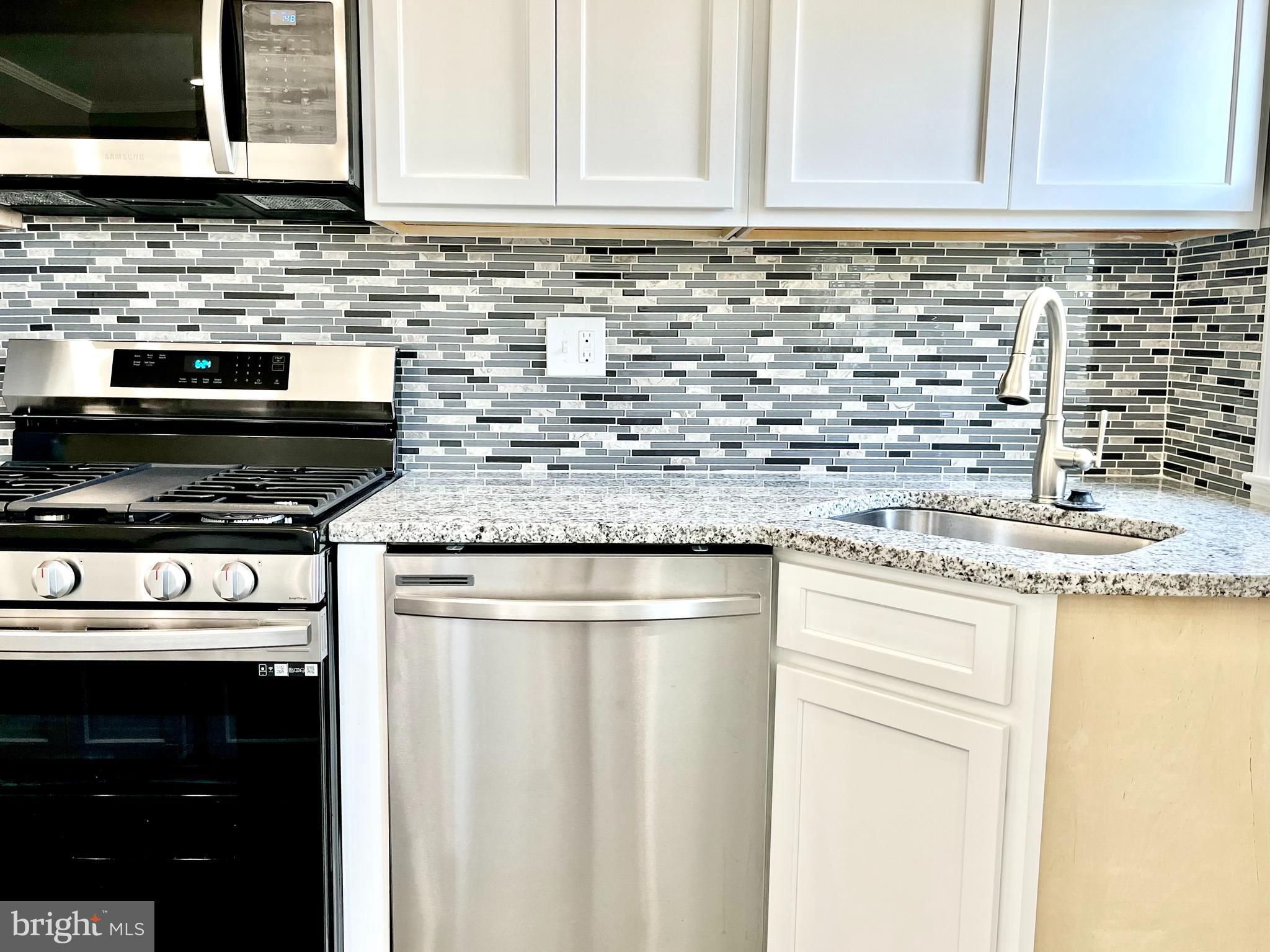 1628 Northwick Road Baltimore, MD 21218 - Photo 7 of 25