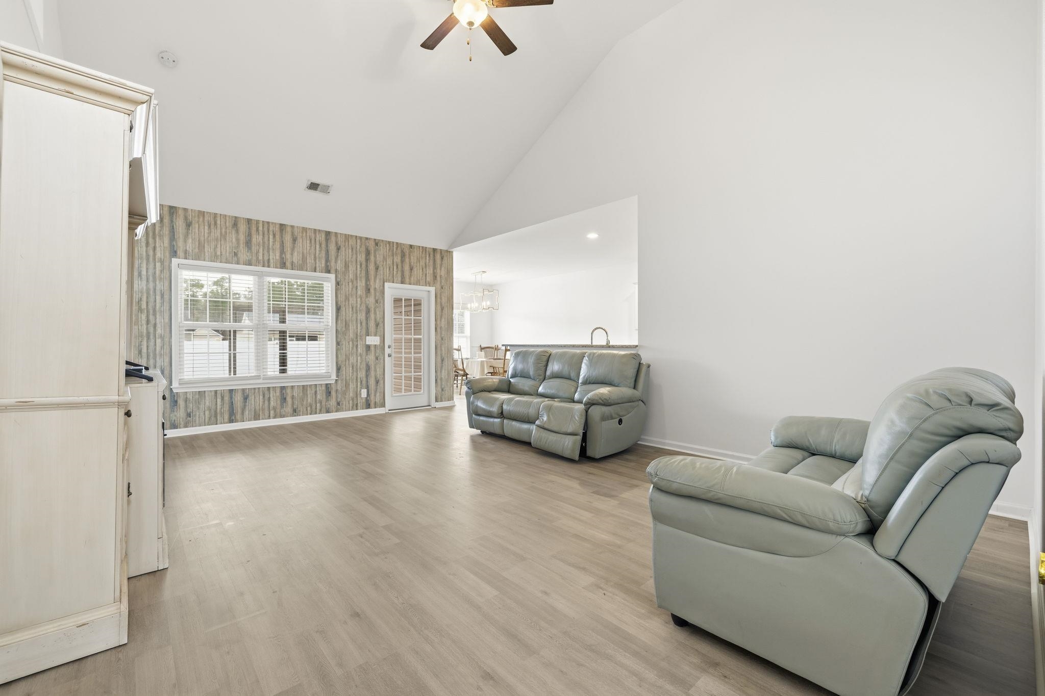 608 Chiswick Drive Conway, SC 29526 - Photo 7 of 56