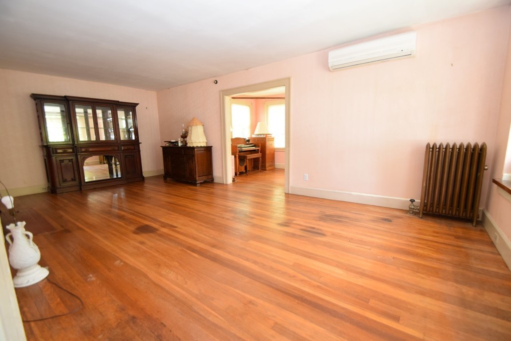 5 Norfolk Road Randolph, MA 02368 - Photo 8 of 30 Gallery Image 8