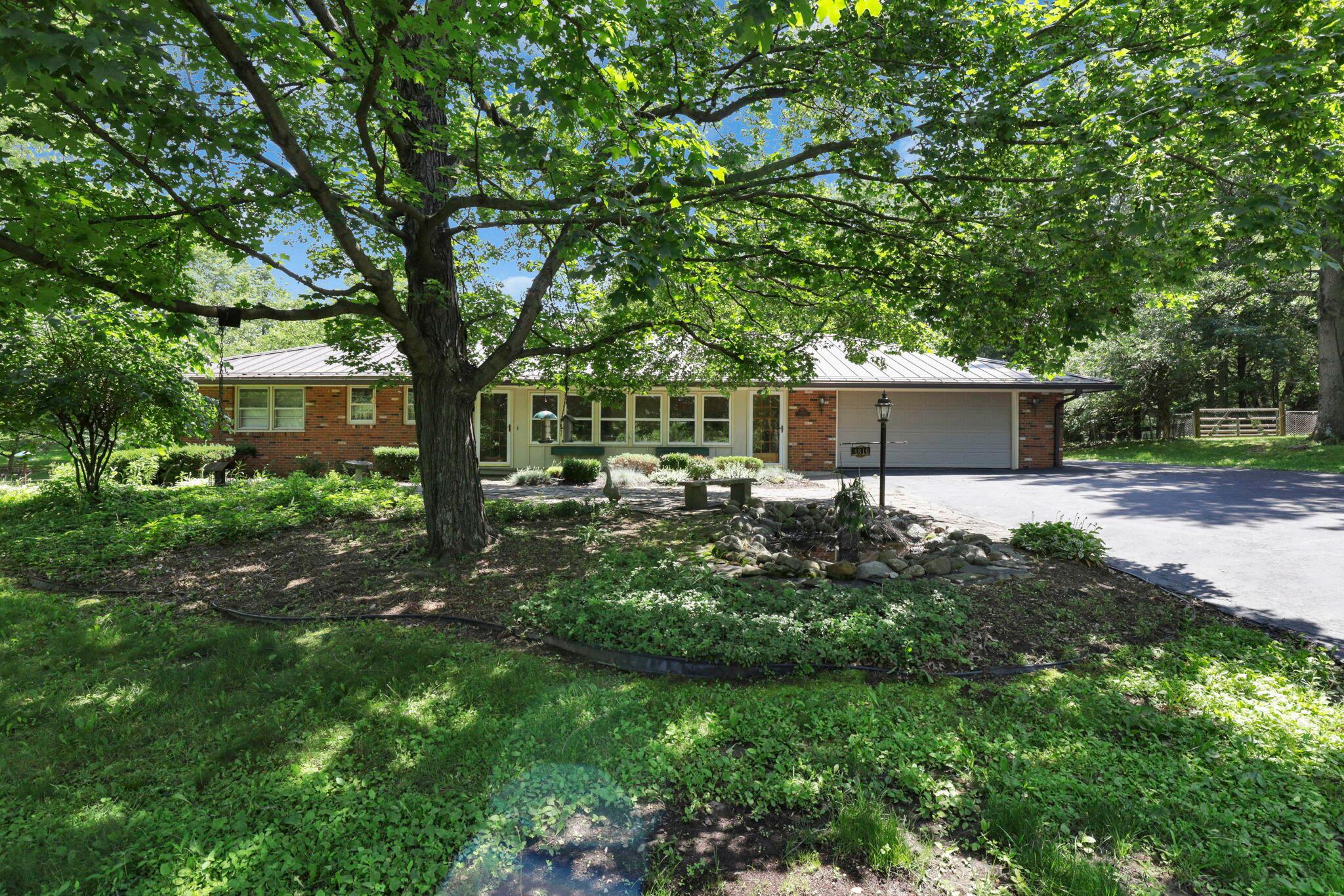 4816 Brook Road Northwest Lancaster, OH 43130 - Photo 1 of 82 IMG_6532