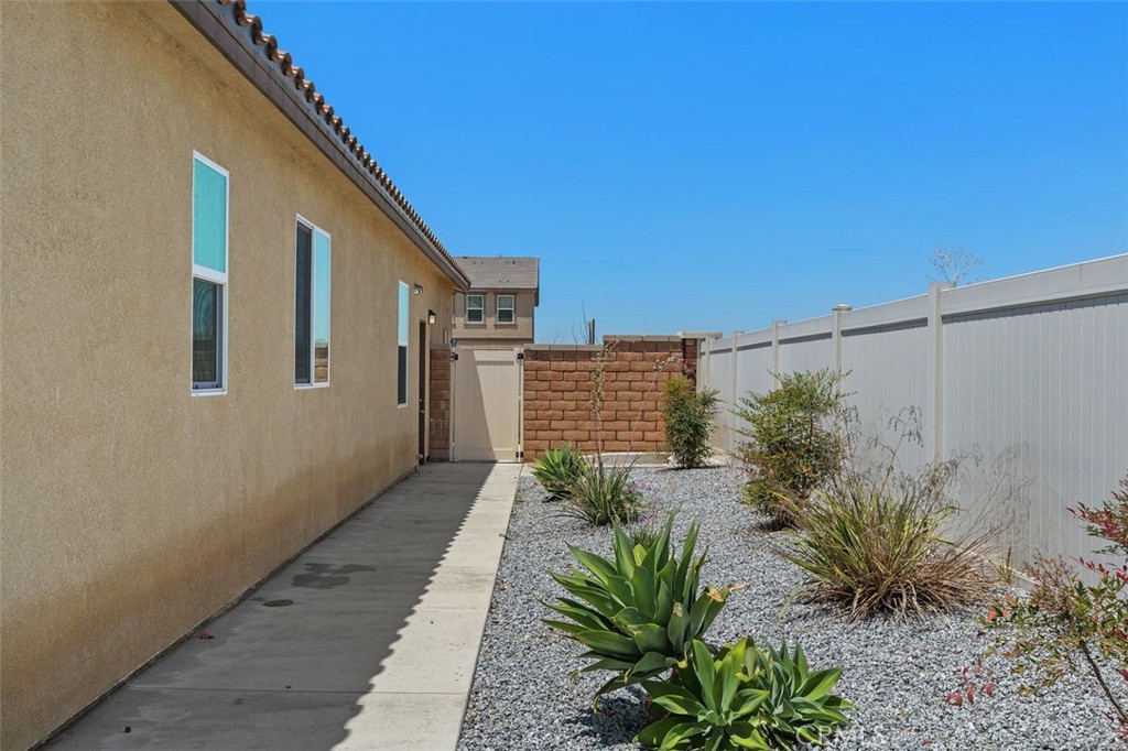 7640 Sweet Rnch Circle Riverside, CA 92507 - Photo 34 of 36 Gallery Image 34