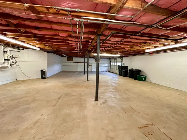 a view of a indoor garage