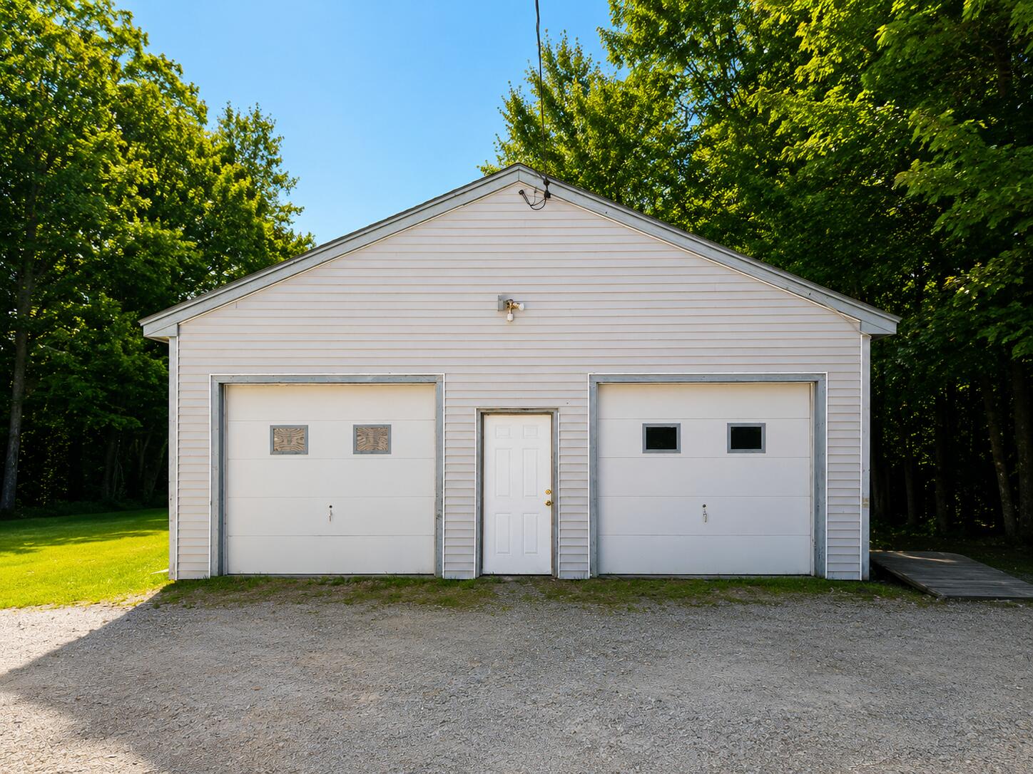 209 Franklin Road Hancock, ME 04640 - Photo 6 of 29 2 bay garage