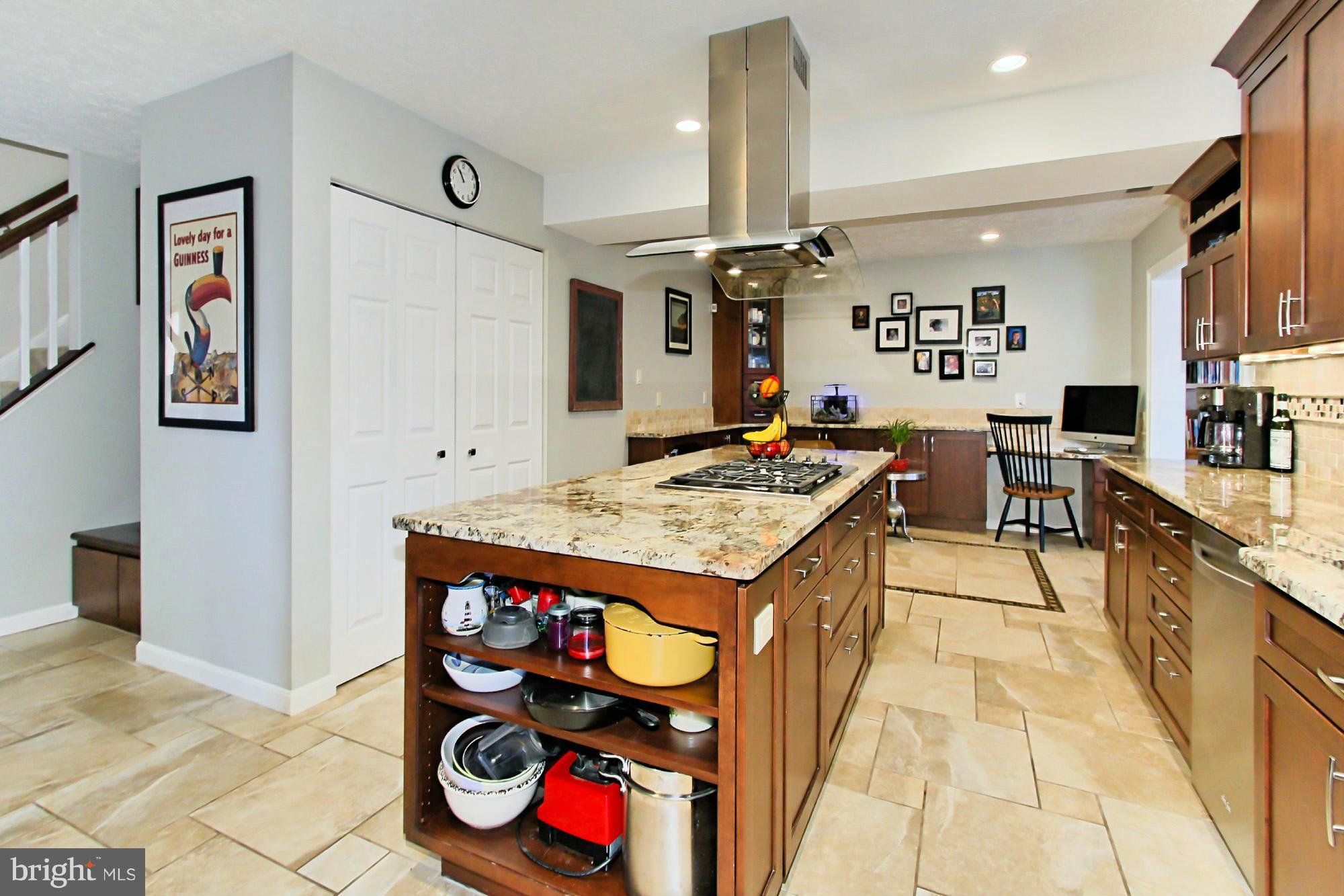 13207 Jasper Road Fairfax, VA 22033 - Photo 12 of 30 Kitchen