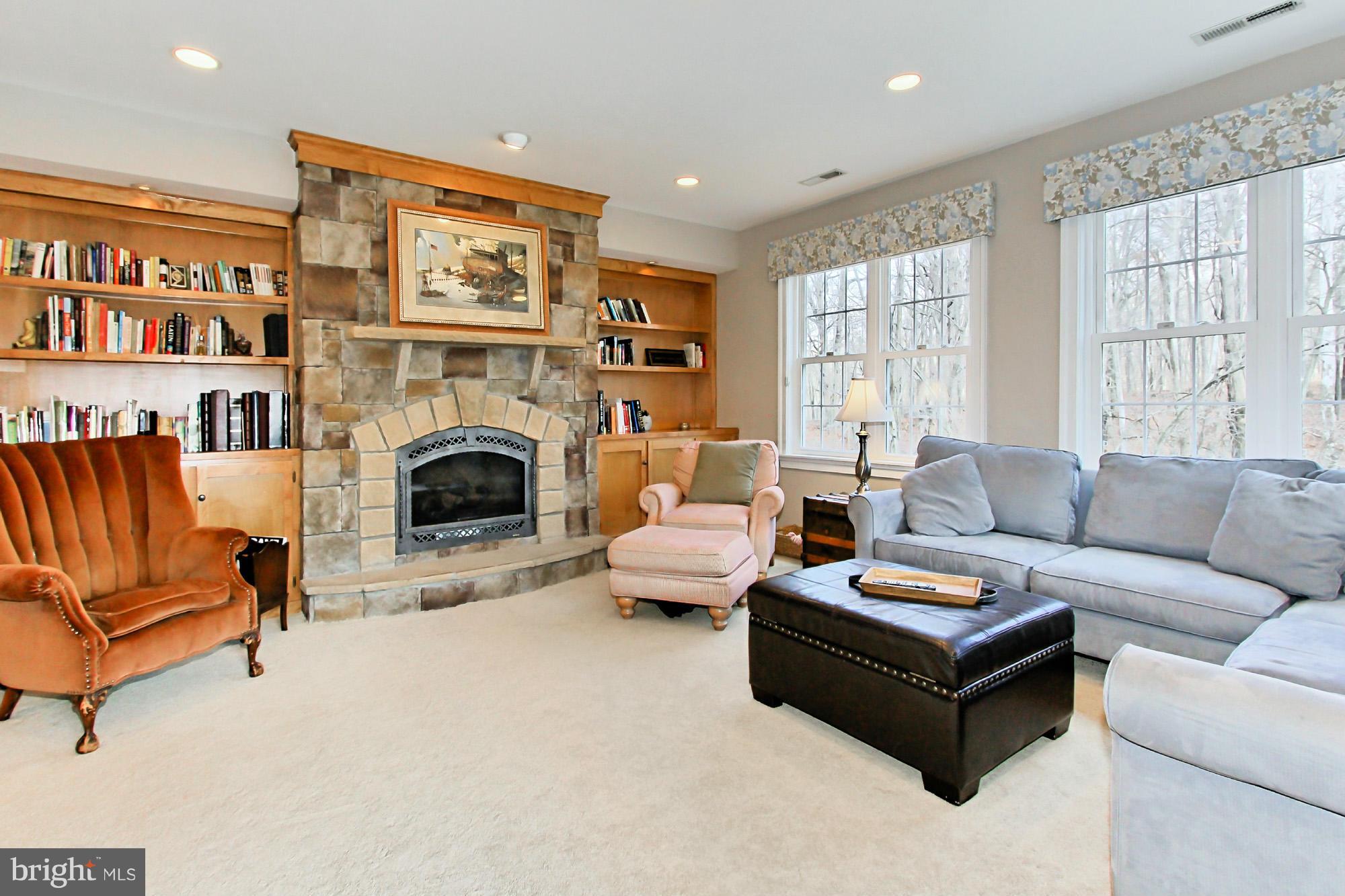 13207 Jasper Road Fairfax, VA 22033 - Photo 15 of 30 Family Room
