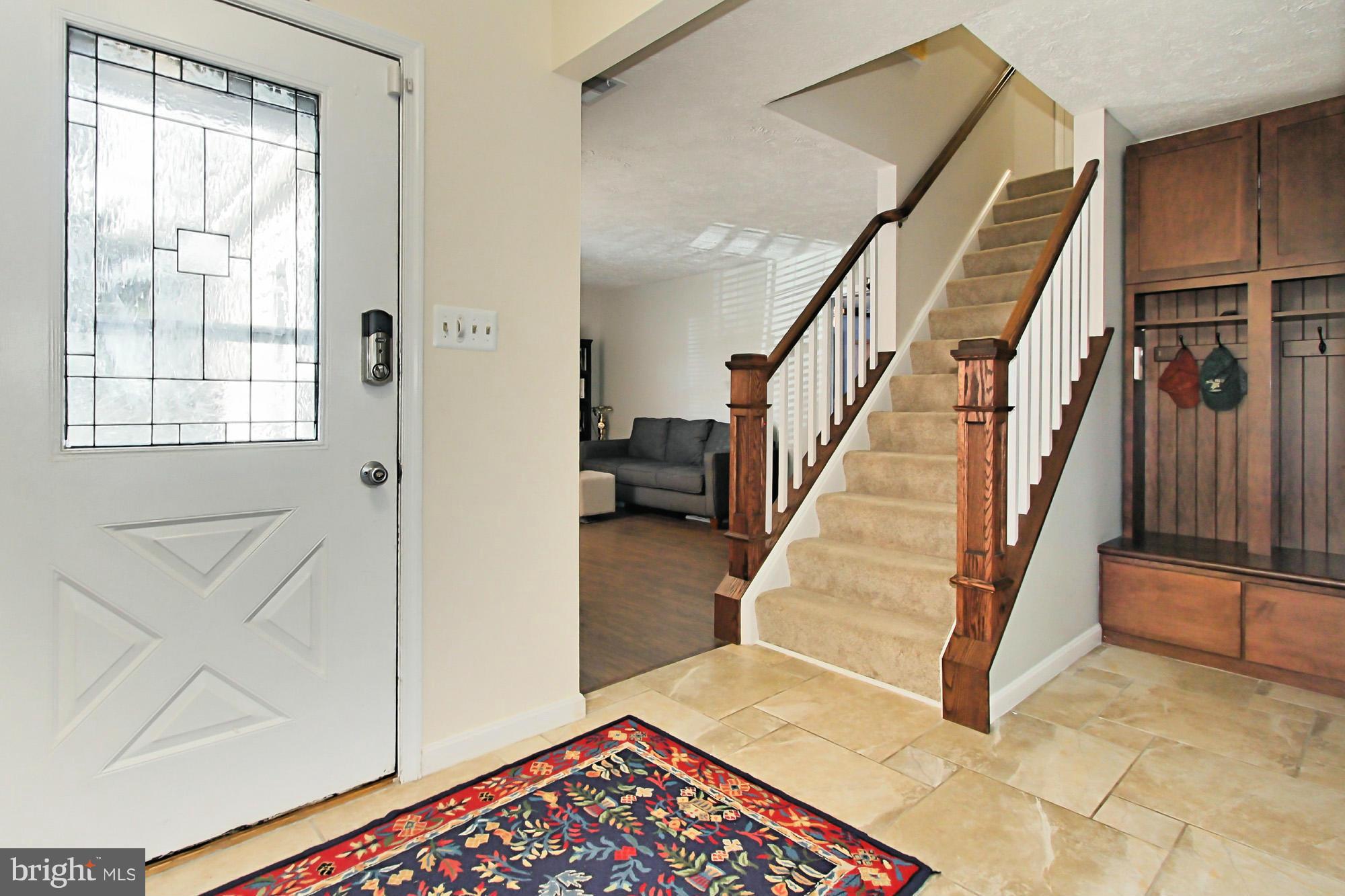 13207 Jasper Road Fairfax, VA 22033 - Photo 3 of 30 Interior (General)