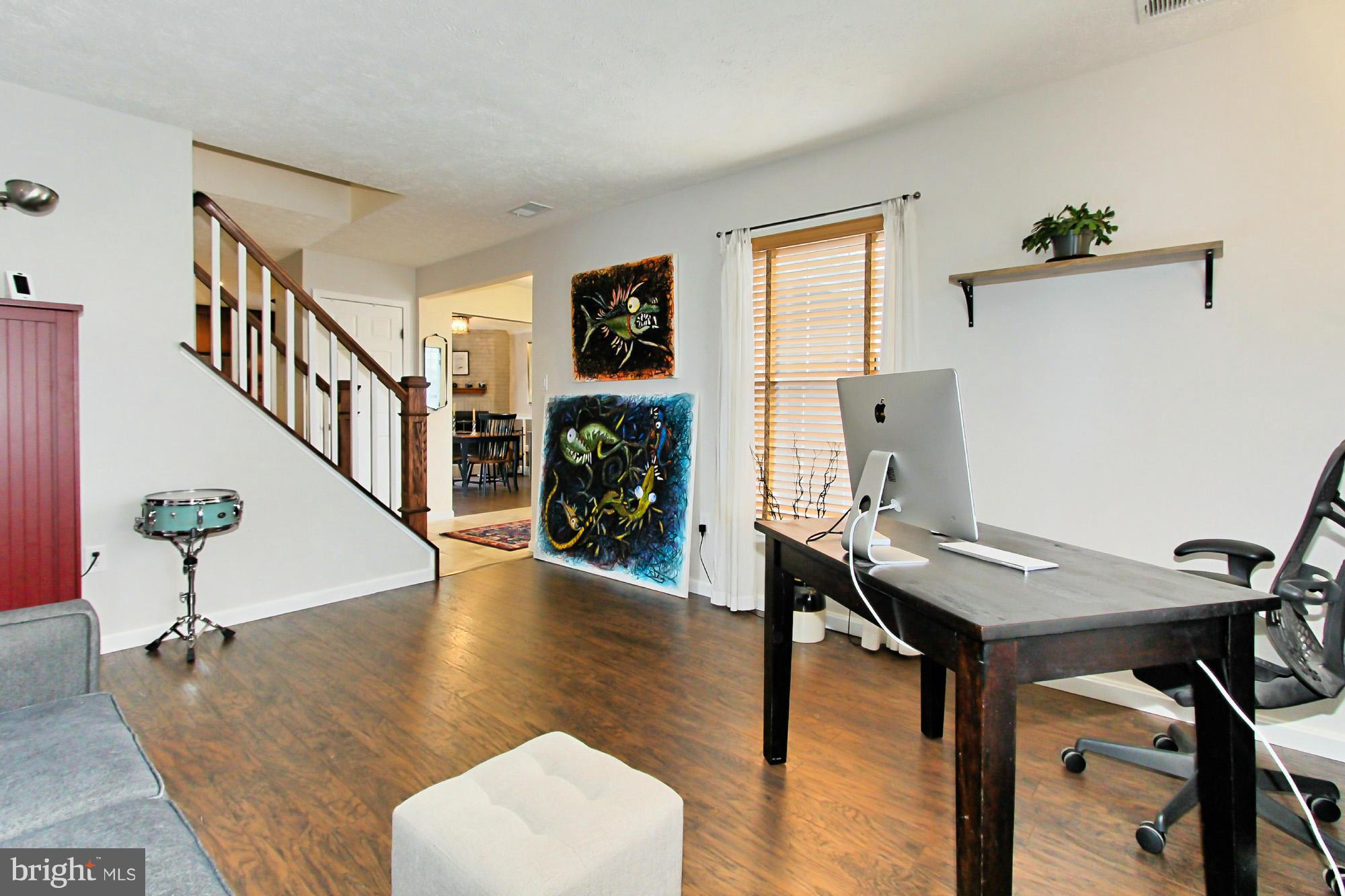 13207 Jasper Road Fairfax, VA 22033 - Photo 5 of 30 Interior (General)