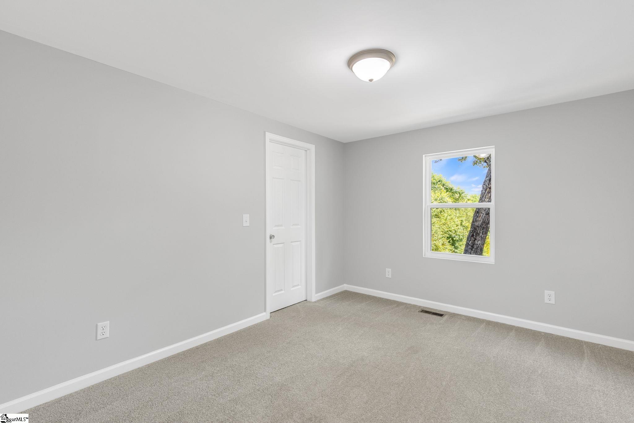 861 Rutledge Lake Road Greenville, SC 29617 - Photo 19 of 34 Gallery Image 19