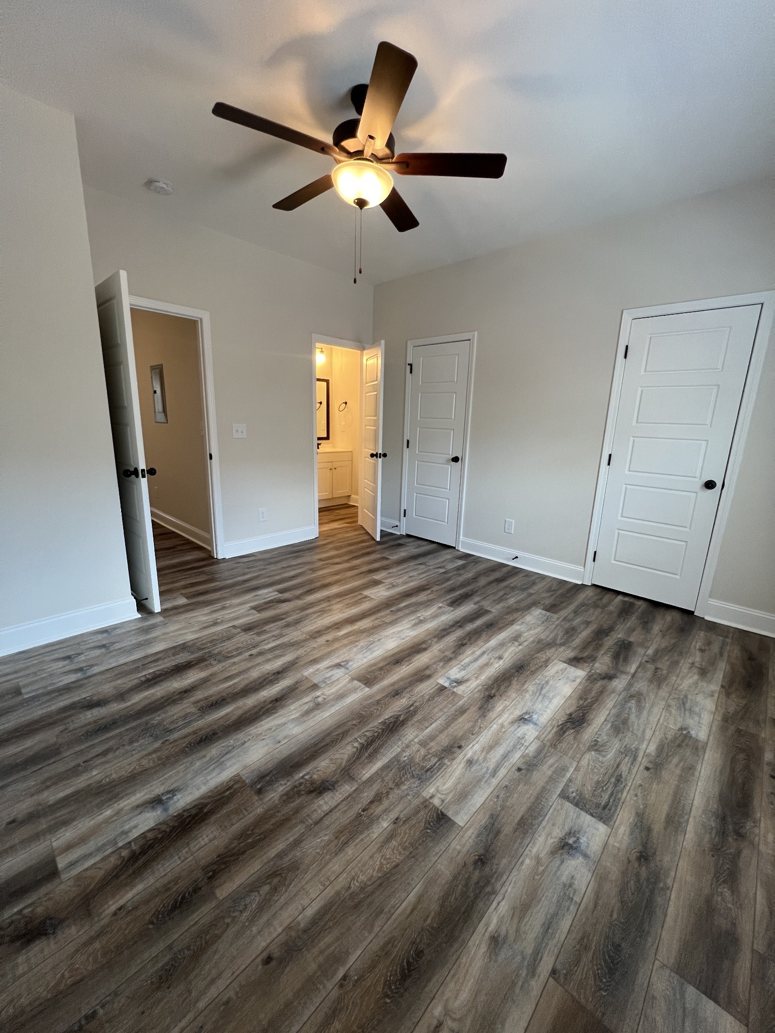 550 Peachers Mill Road, Unit B4 Clarksville, TN 37042 - Photo 17 of 34