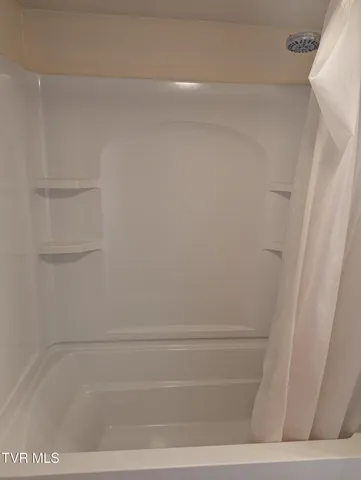 $184,999 | 12338 Reedy Creek Road, Bristol, VA 24202