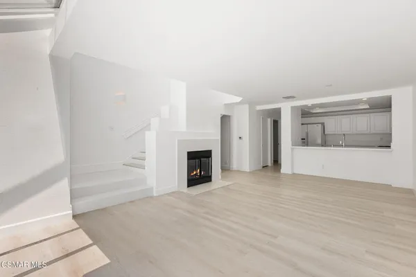 $4,100 | 4240 Lost Hills Road, Unit 802, Calabasas, CA 91301