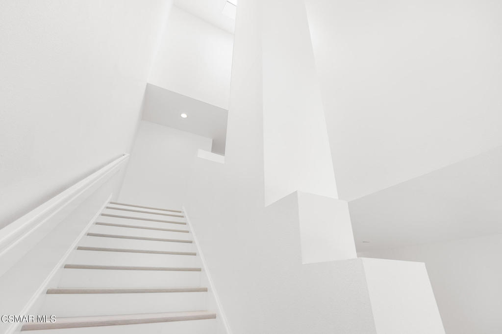 4240 Lost Hills Road, Unit 802 Calabasas, CA 91301 - Photo 21 of 49 a view of entryway