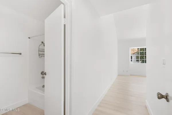 $4,100 | 4240 Lost Hills Road, Unit 802, Calabasas, CA 91301