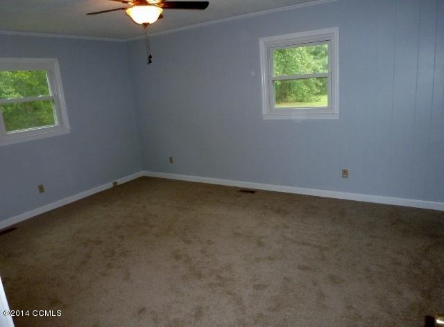 266 Goose Creek Road Hubert, NC 28539 - Photo 13 of 26 MBR (640x472)