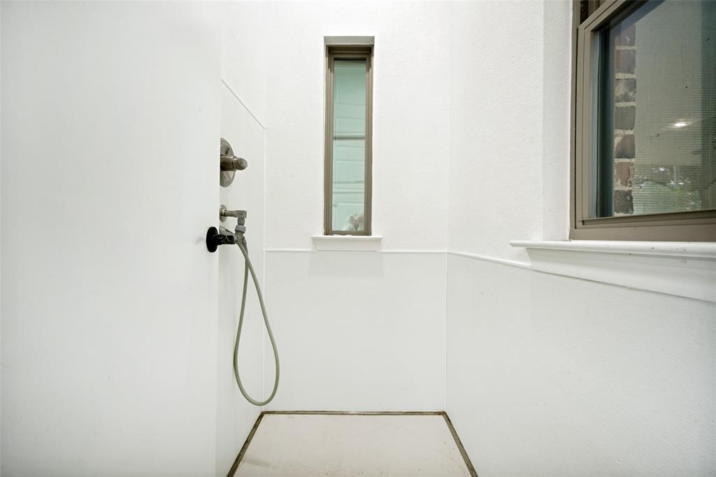 444 Ben Boyd Road Argyle, TX 76226 - Photo 24 of 28 a bathroom with a shower