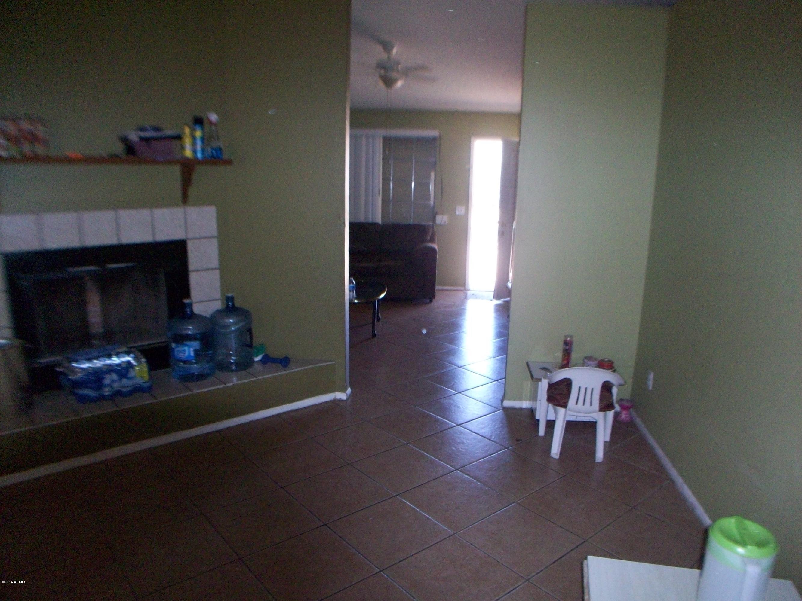 1438 East Carter Road Phoenix, AZ 85042 - Photo 23 of 26 045