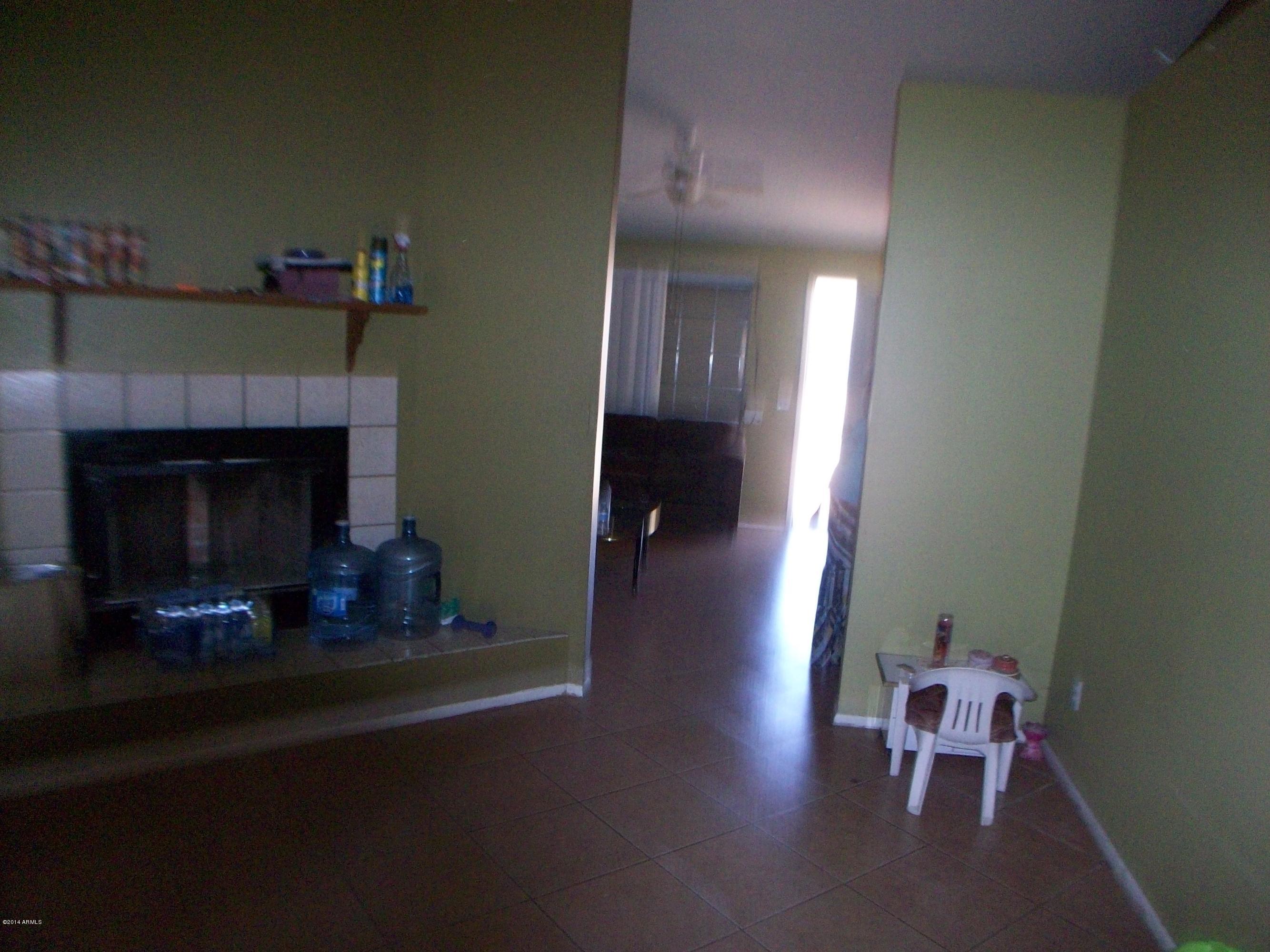 1438 East Carter Road Phoenix, AZ 85042 - Photo 24 of 26 046