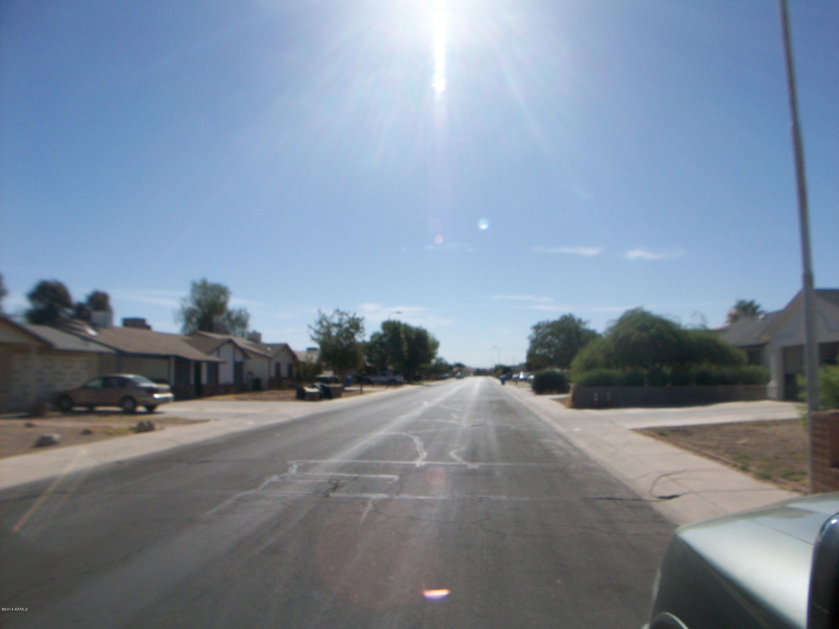 1438 East Carter Road Phoenix, AZ 85042 - Photo 9 of 26 022