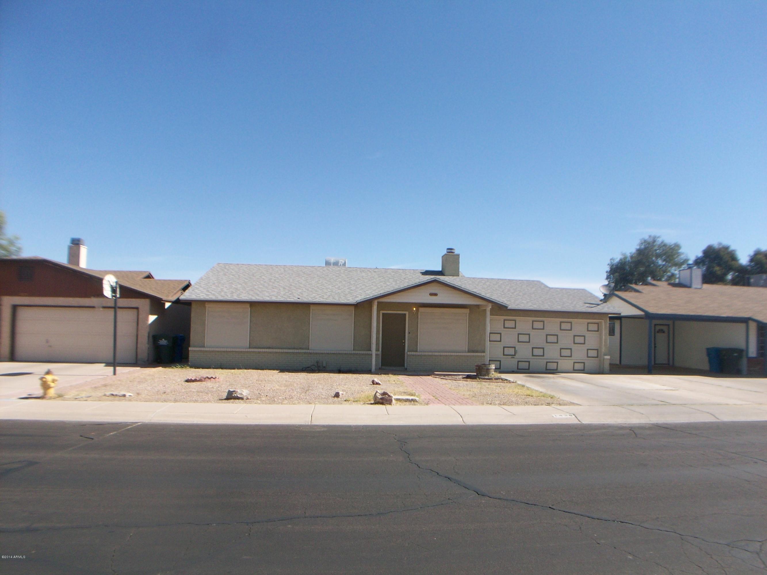 1438 East Carter Road Phoenix, AZ 85042 - Photo 10 of 26 023