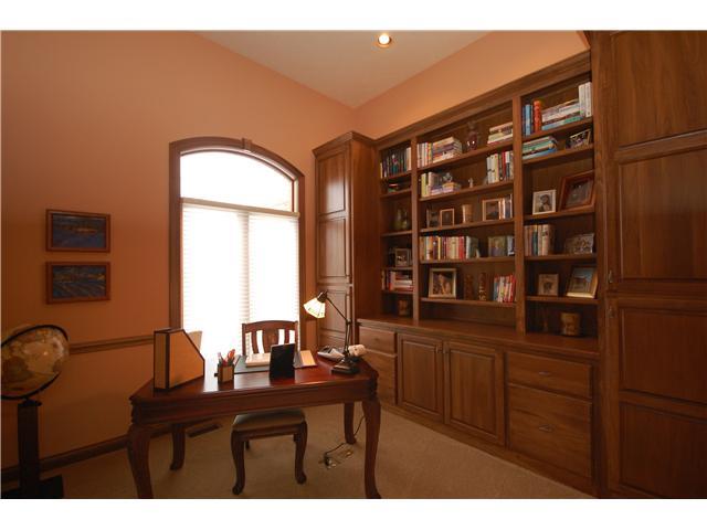 7702 Spring Ridge Drive Indianapolis, IN 46278 - Photo 4 of 12 Gallery Image 4
