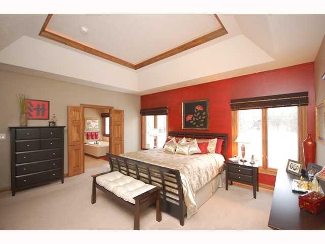 7702 Spring Ridge Drive Indianapolis, IN 46278 - Photo 8 of 12 Gallery Image 8