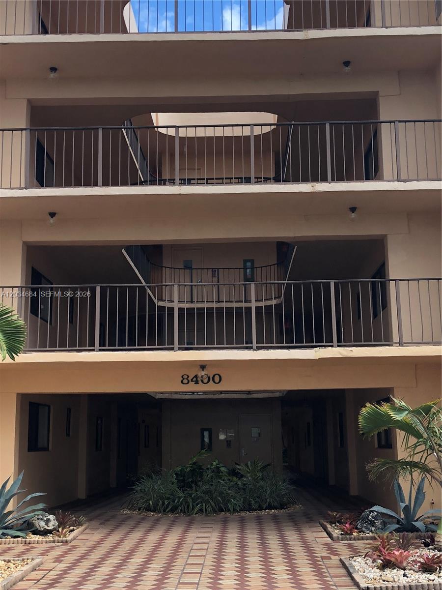 8400 Southwest 133rd Avenue Road, Unit 324 Miami, FL 33183 - Photo 1 of 49