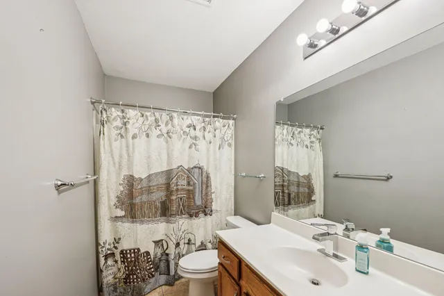 $375,000 | 11763 North Meadow Curve, Lindstrom, MN 55045