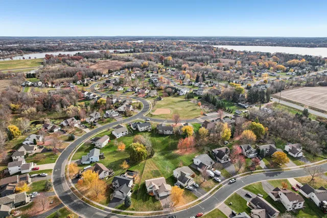 $375,000 | 11763 North Meadow Curve, Lindstrom, MN 55045