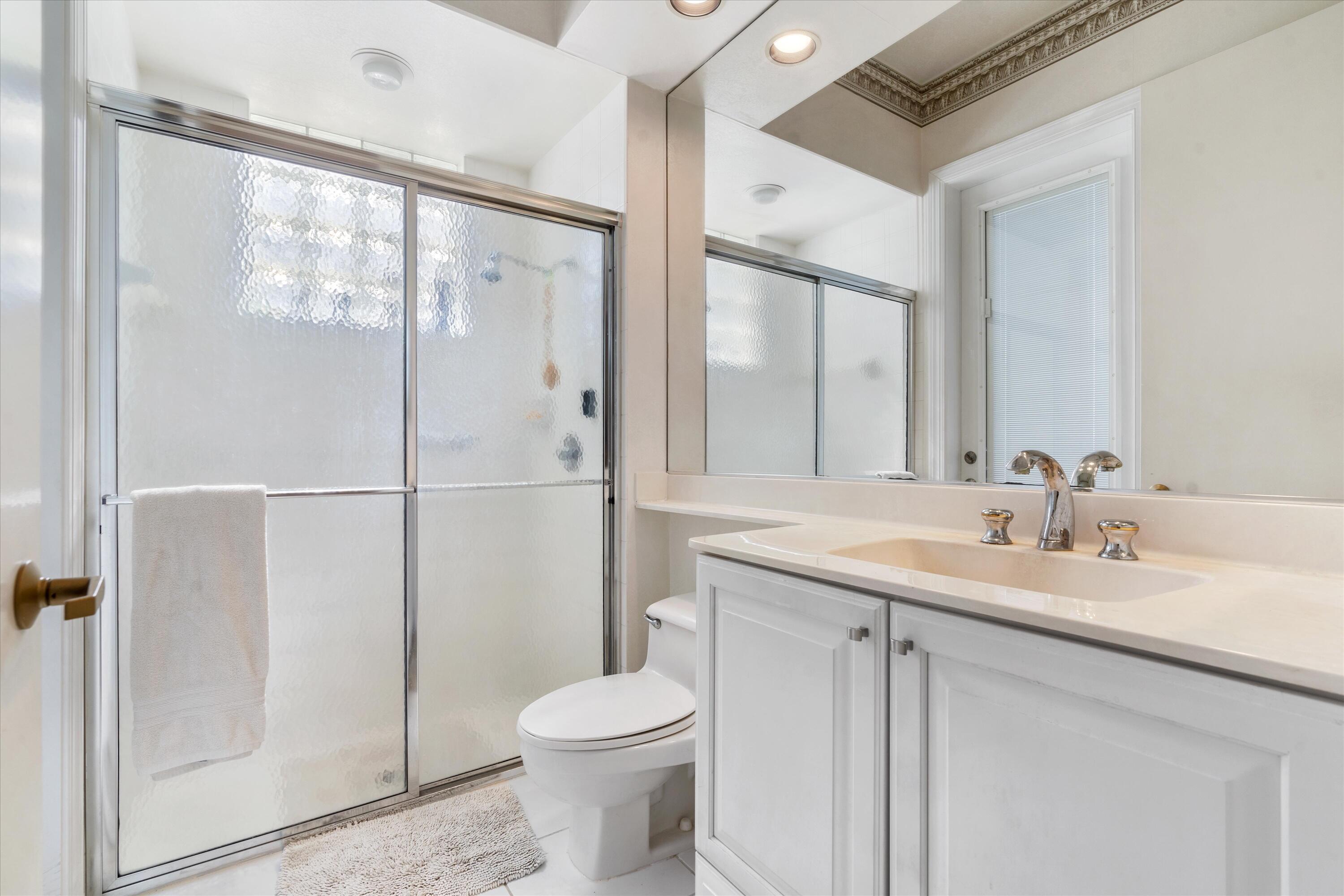 2184 Northwest 62nd Drive Boca Raton, FL 33496 - Photo 18 of 33 Primary Bathroom