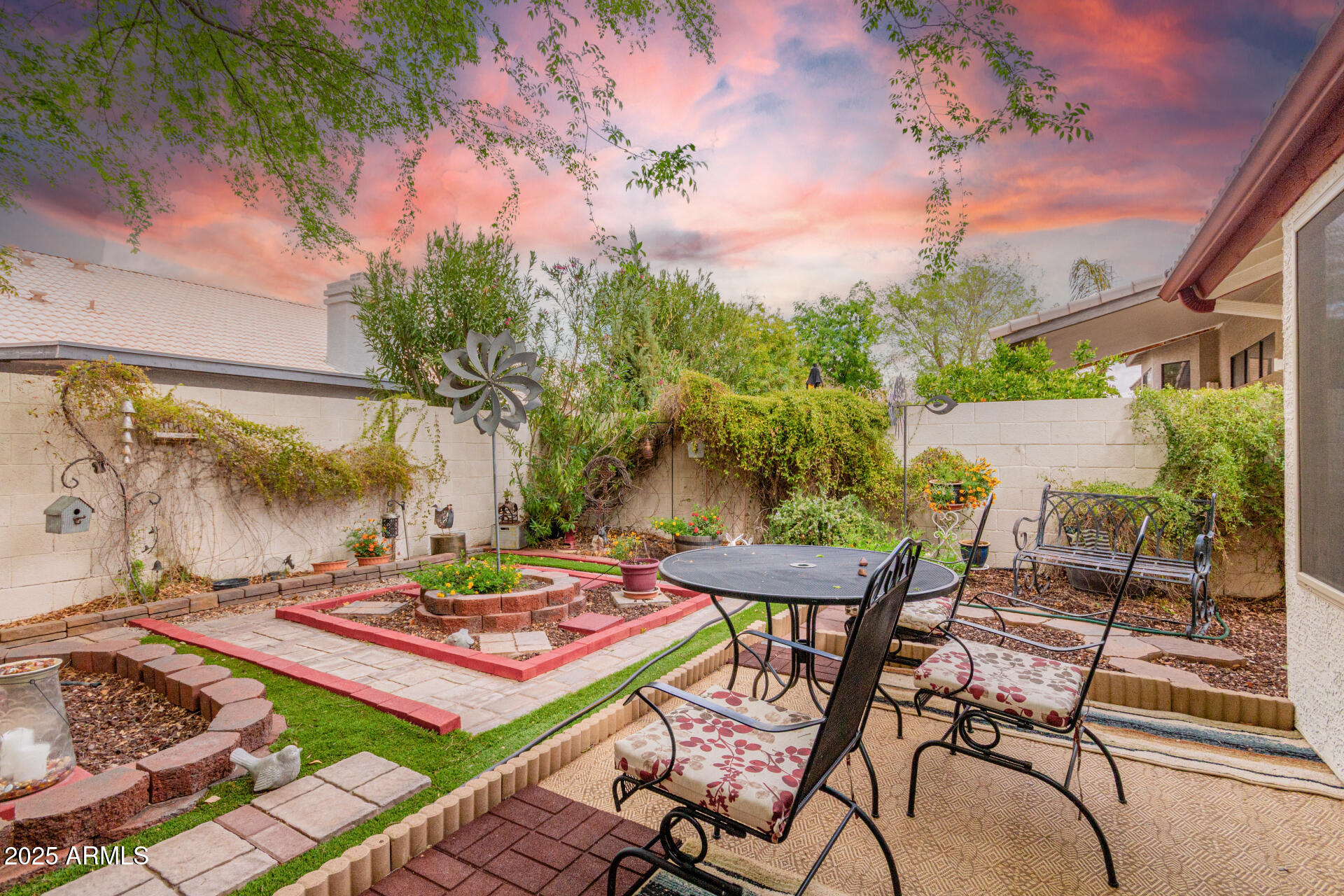 538 West Silver Creek Road Gilbert, AZ 85233 - Photo 36 of 41 a view of a backyard with sitting area