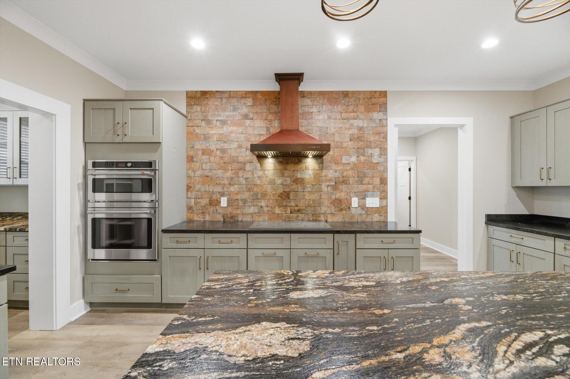 758 Lakeside Road Madisonville, TN 37354 - Photo 12 of 36 Gallery Image 12