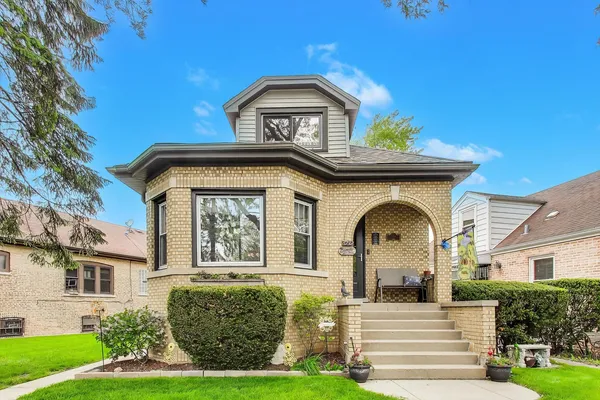 $549,995 | 6732 West Rascher Avenue, Chicago, IL 60656