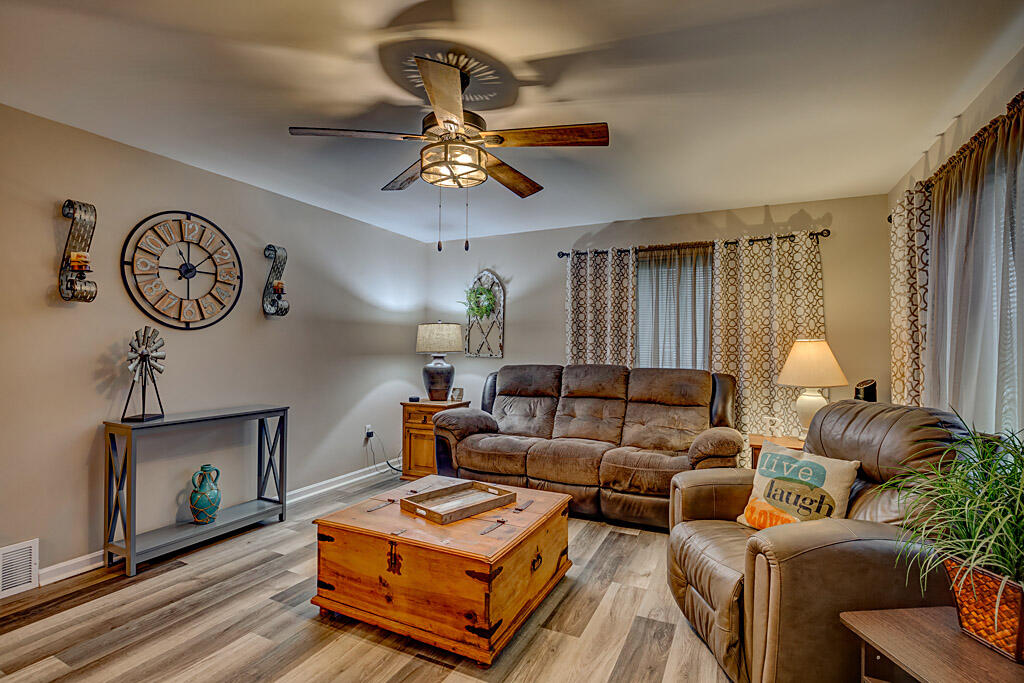 106 Stevenson Road Erlanger, KY 41018 - Photo 2 of 17 Gallery Image 2