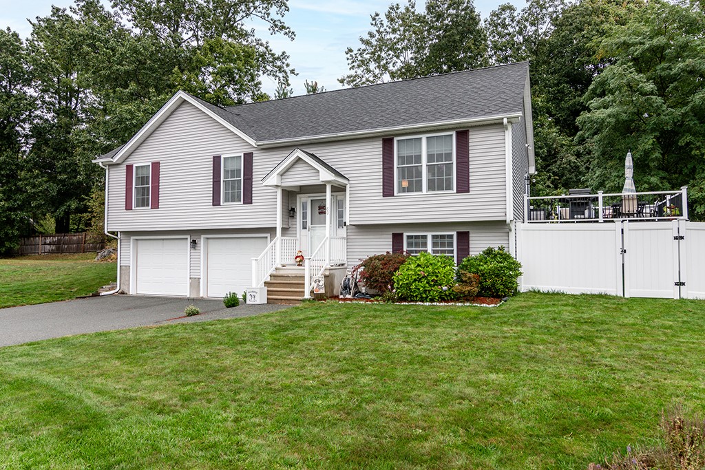 60 Fieldside Drive Woonsocket, RI 02895 - Photo 30 of 31