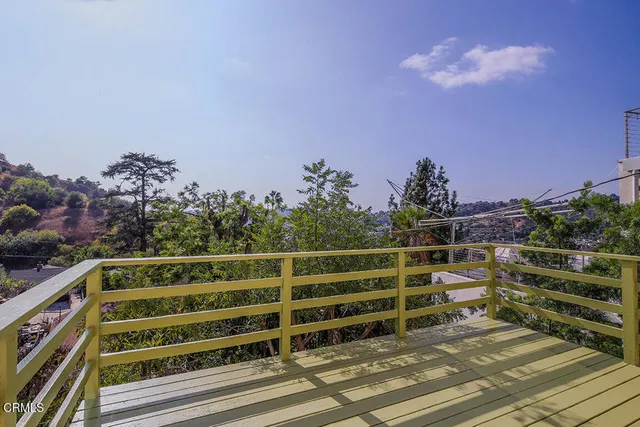 a view of a building