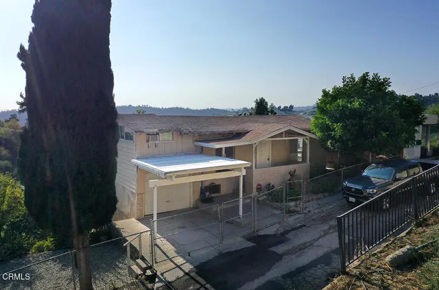 $1,395,000 | 3933 Berenice Place, Los Angeles, CA 90031