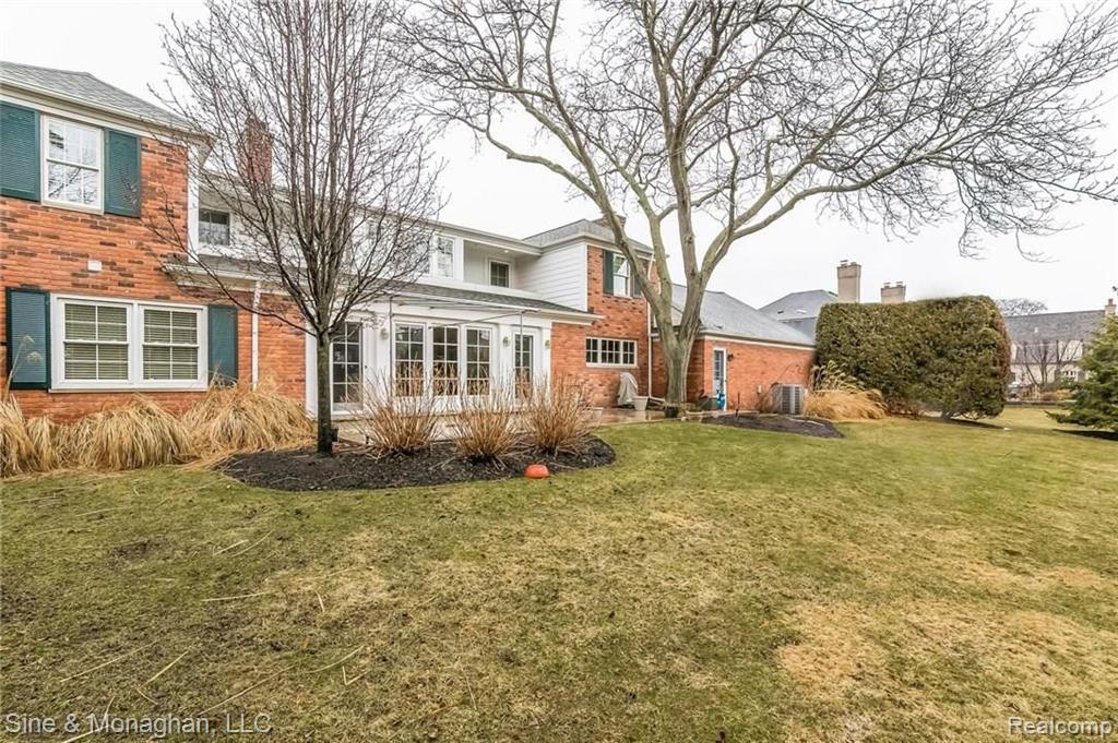 24 Warner Road Grosse Pointe Farms, MI 48236 - Photo 49 of 56
