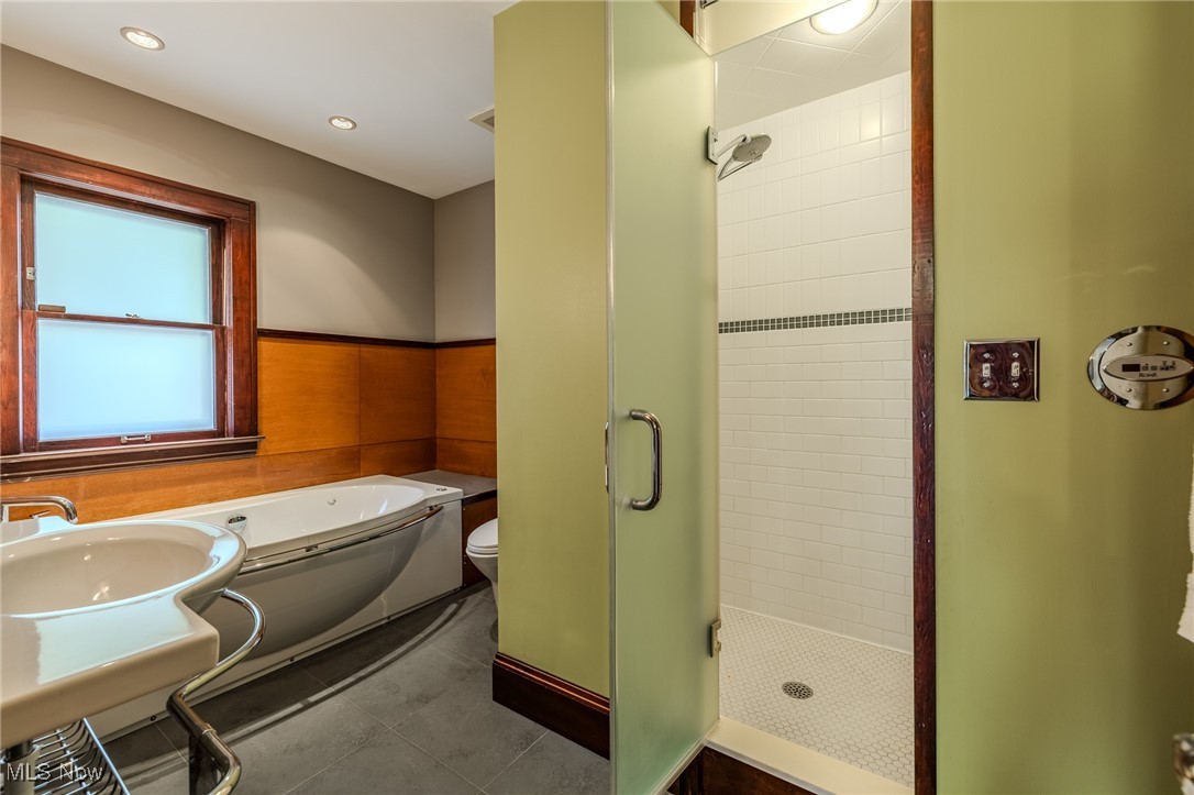 1100 Parkside Road Cleveland, OH 44108 - Photo 31 of 50 Gallery Image 31