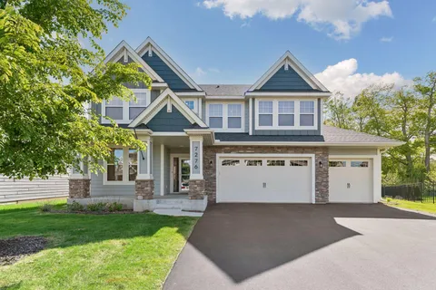 $825,000 | 7276 Rogers Court, Chanhassen, MN 55317
