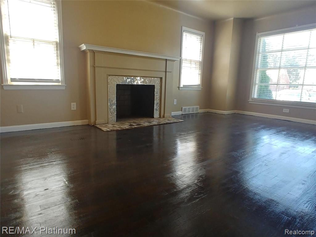 18934 Forrer Street Detroit, MI 48235 - Photo 6 of 21